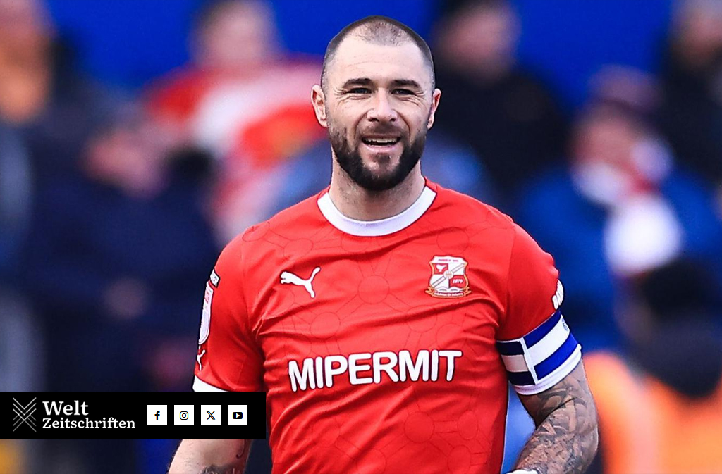 charlie austin cryer