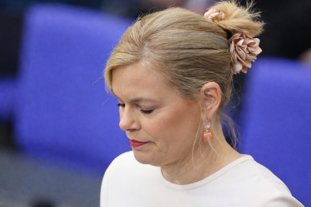 Hat Julia Klöckner Brustkrebs